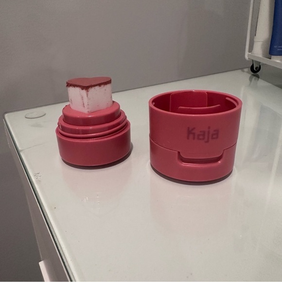 Kaja Cheeky Stamp Blush - Picture 5 of 6